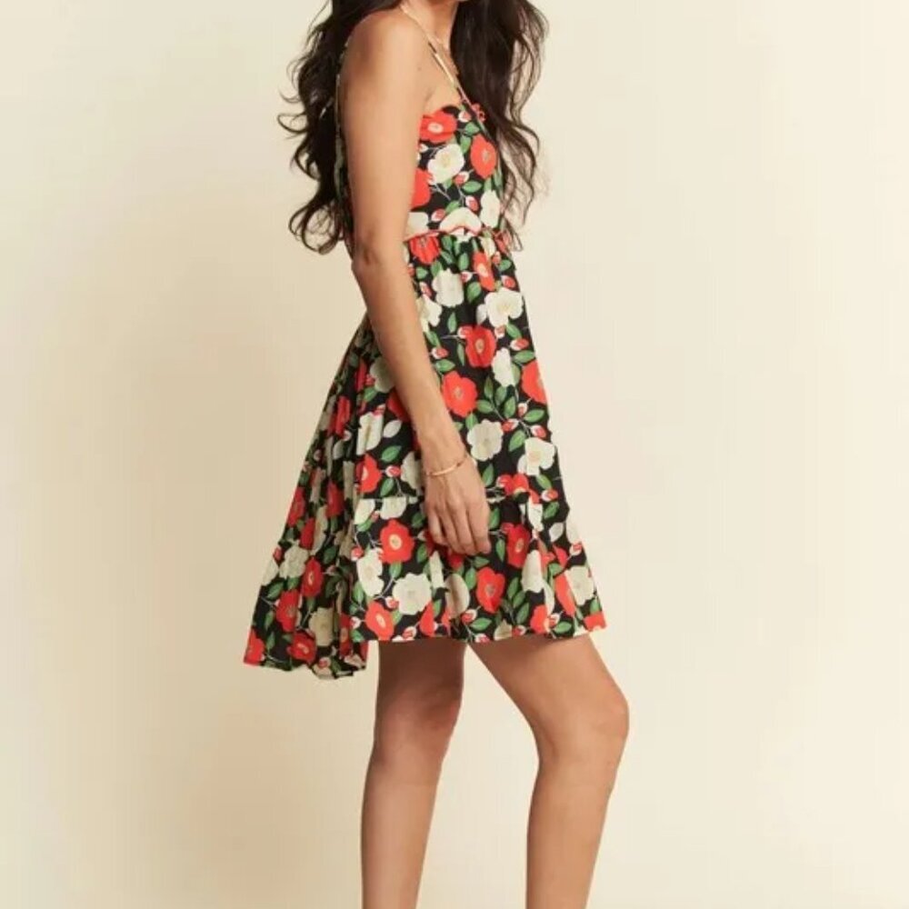 Davi & Dani Floral Scalloped Cutout Back Mini Dress - Picture 9 of 10